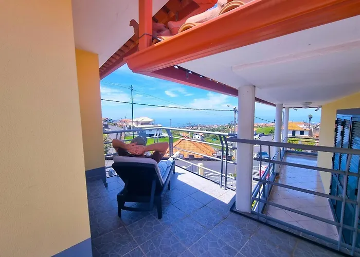 Cozy Getaway In Santana Center Terrace With Views Near Levadas And Hiking Trails Pico Ruivo